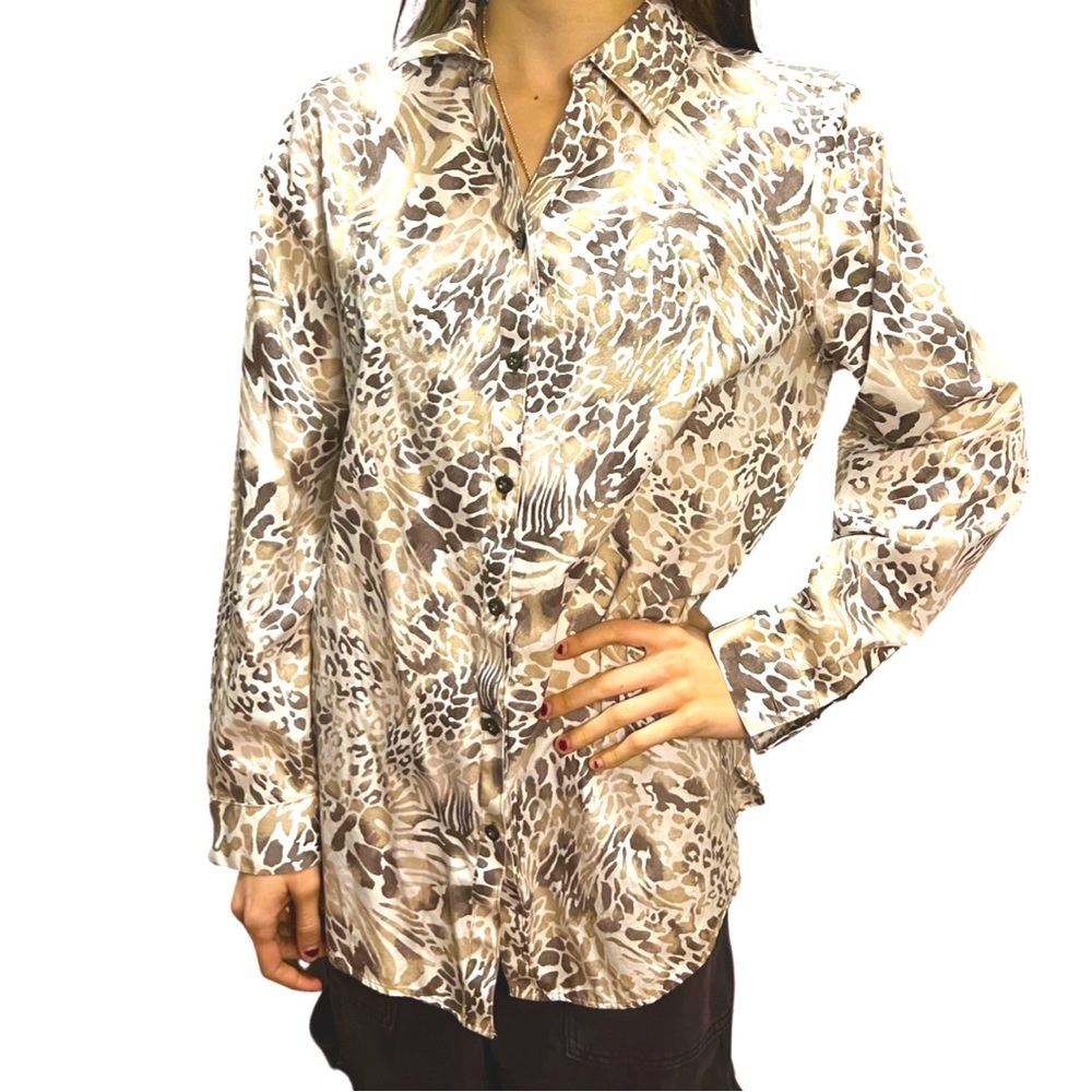 Chicos Animal Print Shacket size Medium Oversized Ladies Blouse